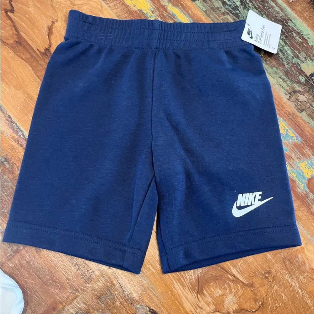 NWT Nike Boys 2 Piece Shorts Set - Picture 5 of 7